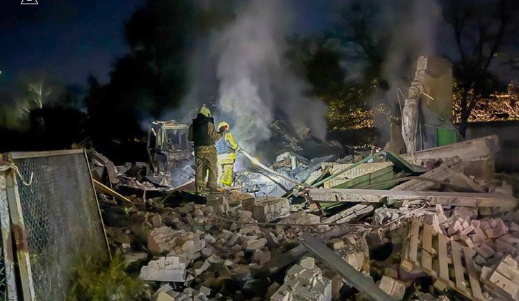 Дрони атакували два райони Харківщини: горіли будинки, є постраждалі. ФОТОрепортаж