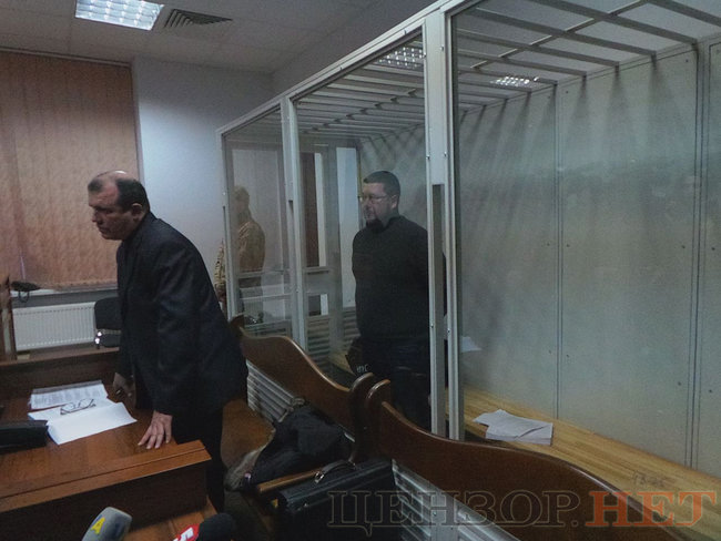 Суд вирішив розглядати справу Єжова в закритому режимі 03