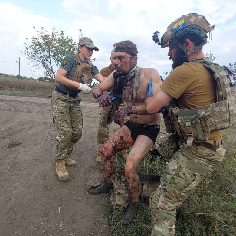 Командир медроти бойового підрозділу патрульної поліції Олександр Войтенко: Найбільша проблема на фронті - затяжна евакуація 15