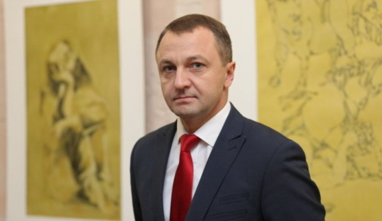 Языковой скандал в ирпенском вузе: преподавательница отказалась вести пары на украинском языке, ее отстранили на период служебного расследования, - Кремень