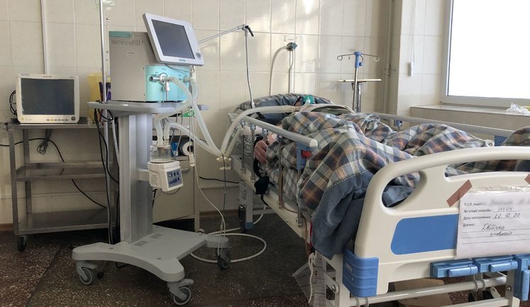 Попри рекордні показники захворюваності на COVID-19, кількість пацієнтів у реанімаціях незначна, - Ляшко