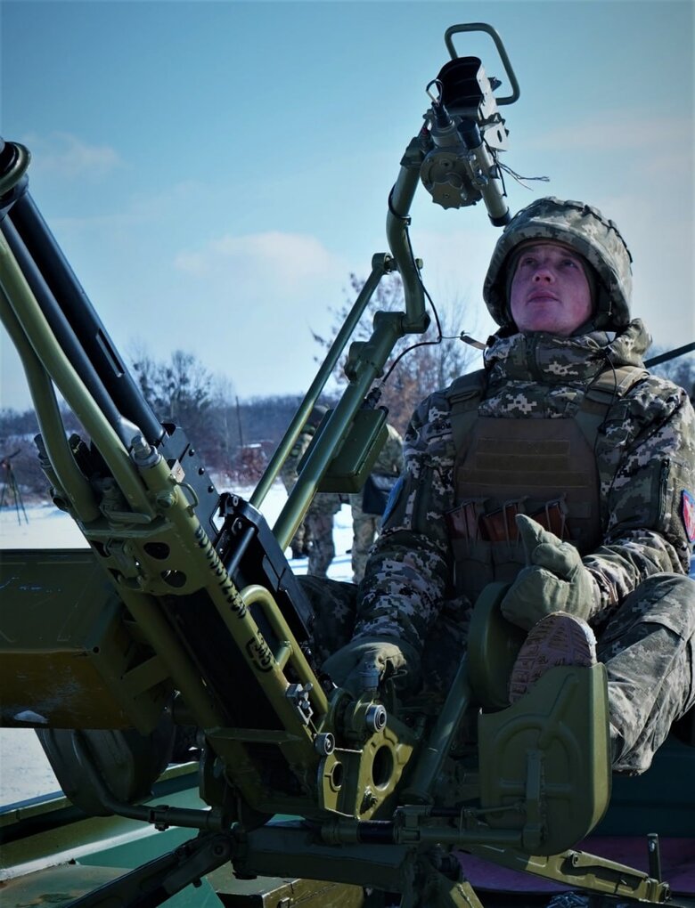 Київ нарощує протиповітряну оборону. Мобільні вогневі групи можуть знищувати крилаті ракети та інші повітряні цілі, - КМВА 03 Київ нарощує протиповітряну оборону. Мобільні вогневі групи можуть знищувати крилаті ракети та інші повітряні цілі, - КМВА 03