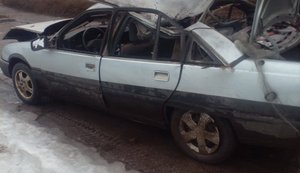 Російський дрон атакував цивільне авто на Сумщині: поранені двоє чоловіків. ФОТОрепортаж