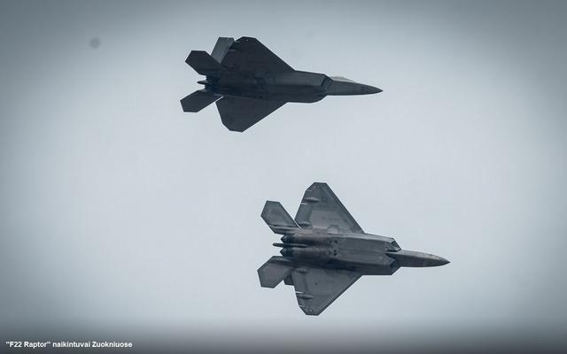 самолет истребители f-22