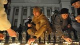 "Не злий справи Майдану" - під ВР відбулася акція підтримки адвоката Закревської, яка оголосила голодування на знак протесту проти припинення розслідувань справ Майдану. ВІДЕО+ФОТОрепортаж
