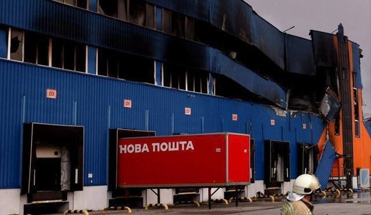 Війська РФ знищили склад Rozetka у Броварах. ВІДЕО+ФОТО