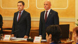 Mayor Trukhanov opens Odesa City Council session with lawmakers, activists demanding him to resign. PHOTOS