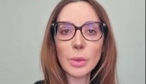 Агент СБУ супроводжував дружину Медведчука Марченко під час її виїзду з України, - Слідство. Інфо. ВIДЕО