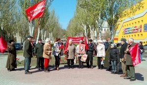 Двоє членів КПУ поширювали в Мелітополі антиукраїнські агітки, - СБУ