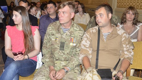 награда герой народный