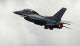 f16