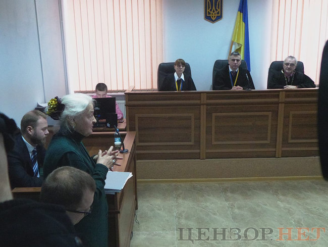 Шевченковский райсуд Киева продолжил рассмотрение дела об убийстве Бузины. Активисты перекрывали движение по Дегтяревской (обновлено) 07