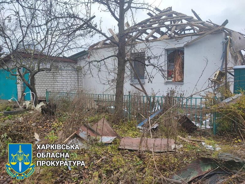Росіяни обстріляли Козачу Лопань на Харківщині: пошкоджено будинки 06
