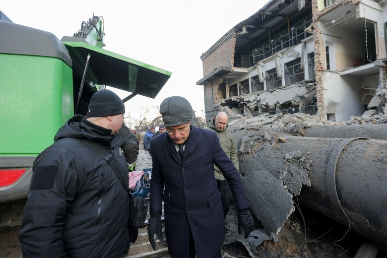 Mark Rutte familiarised himself with the consequences of the night strike on the Kyiv thermal power plant.