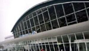 В &amp;quot;Борисполе&amp;quot; 180 обманутых туристов пытались сорвать все авиарейсы