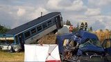 Маршрутка з українськими заробітчанами потрапила в аварію на переїзді в Чехії, загинула жінка. ФОТО