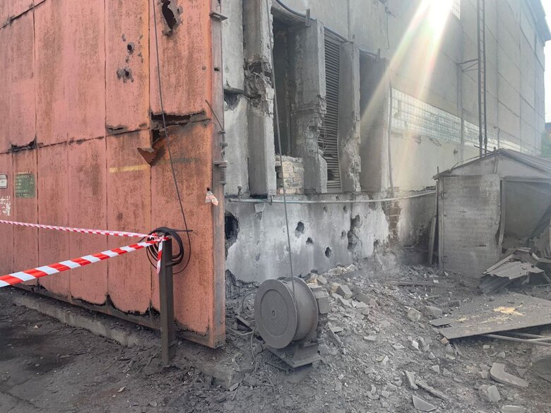 Обстрелы по всей линии фронта не прекращаются. Под вражеским огнем Бахмут, Авдеевка, Красногоровка, Украинск, - Кириленко 02