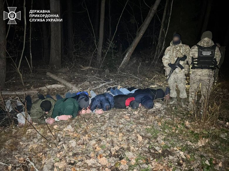 Задержаны 10 мужчин, пытавшихся нелегально попасть в Румынию, - Госпогранслужба 01