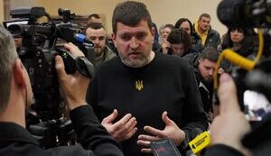 Маркушин про запобіжний захід: Виходить, тепер всі забудовники за хабар можуть посадити міського голову і захопити владу в місті. ФОТОрепортаж