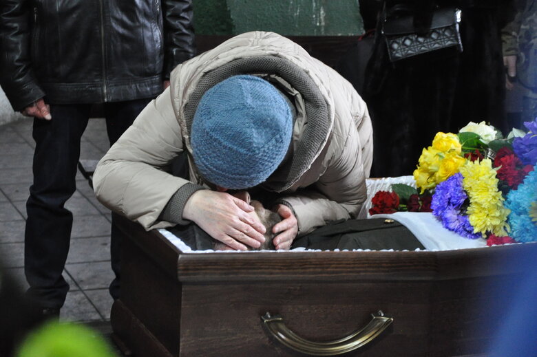 Із режисером монтажу Віктором Ониськом, який загинув у боях за Україну, попрощалися у Києві 18