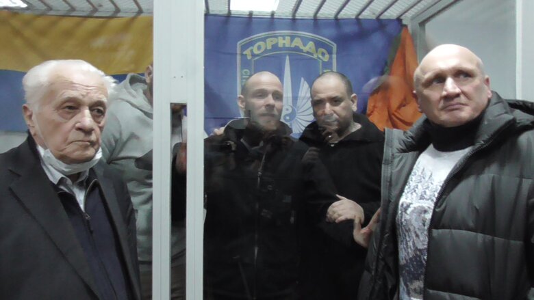 Степан Хмара: На початку війни ми, старі партизани, вночі обходили свій квартал у Києві. Дивилися, чи нема диверсантів 05
