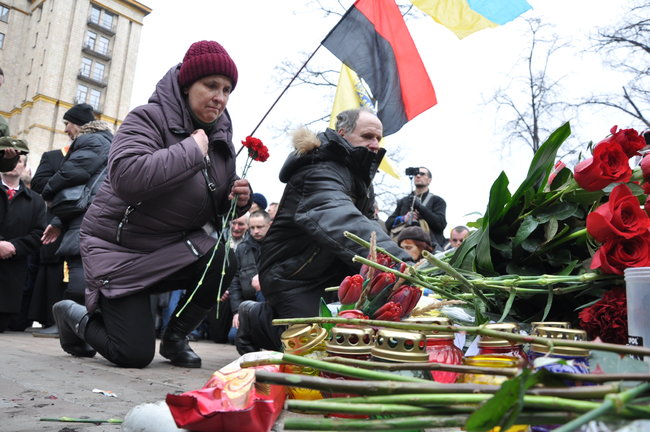 Панахида за Героями Небесної Сотні відбулася в центрі Києва 58
