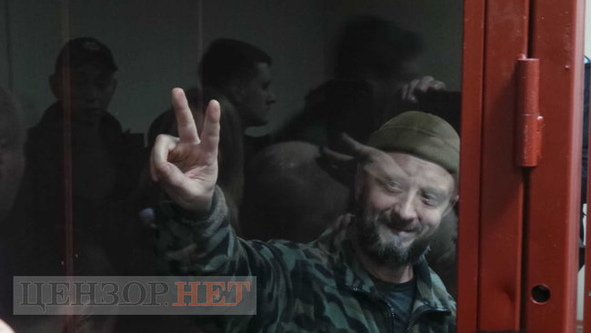 Адвокаты обвиняемого по делу об убийстве Шеремета Антоненко не успели прибыть на рассмотрение продления ареста, заседание перенесли на завтра 08