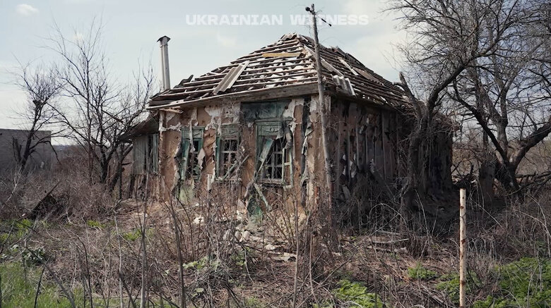 Residents make living in destroyed village near Izium: Russians killed both people and animals en masse. One villager was shot and crushed with tank 05