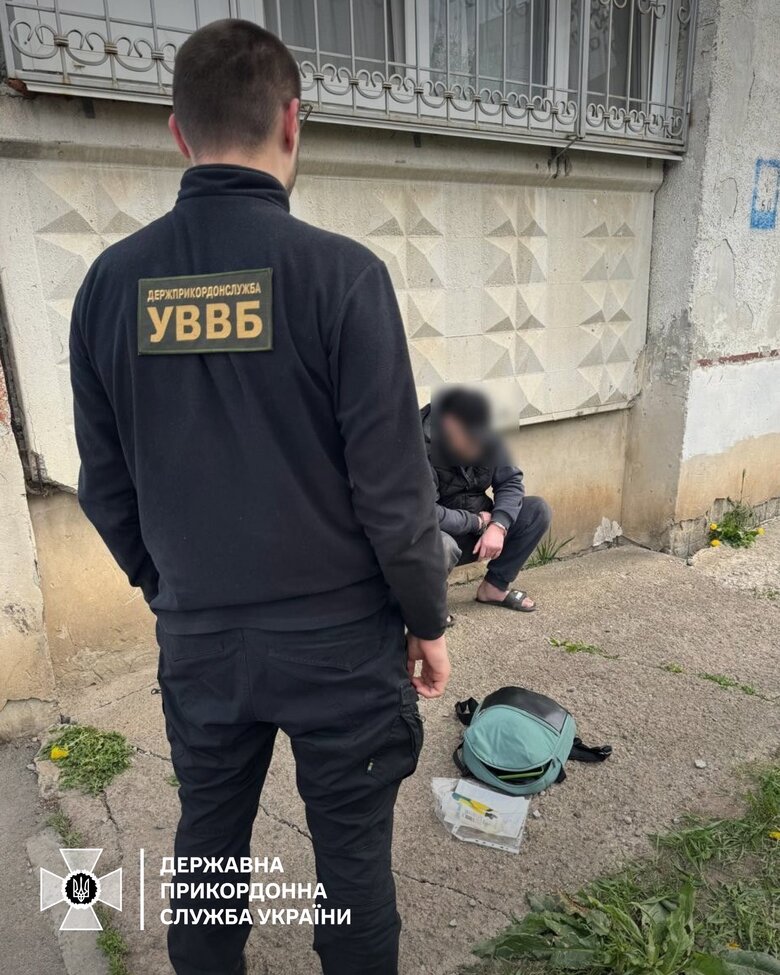 хабарник допомагав ухилянтам