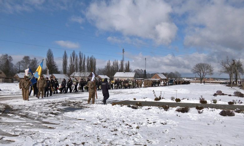 На Волині поховали загиблу у Львові поліцейську Вікторію Шпильку