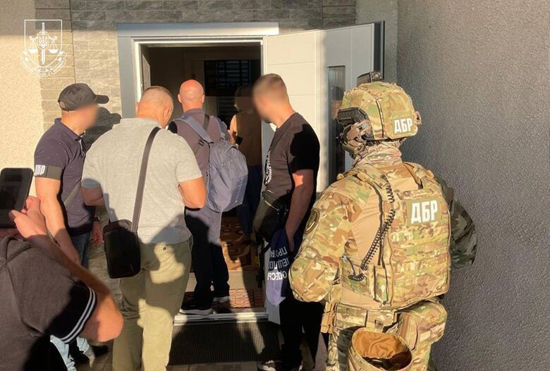 Suspicions of abuse in the field of defence