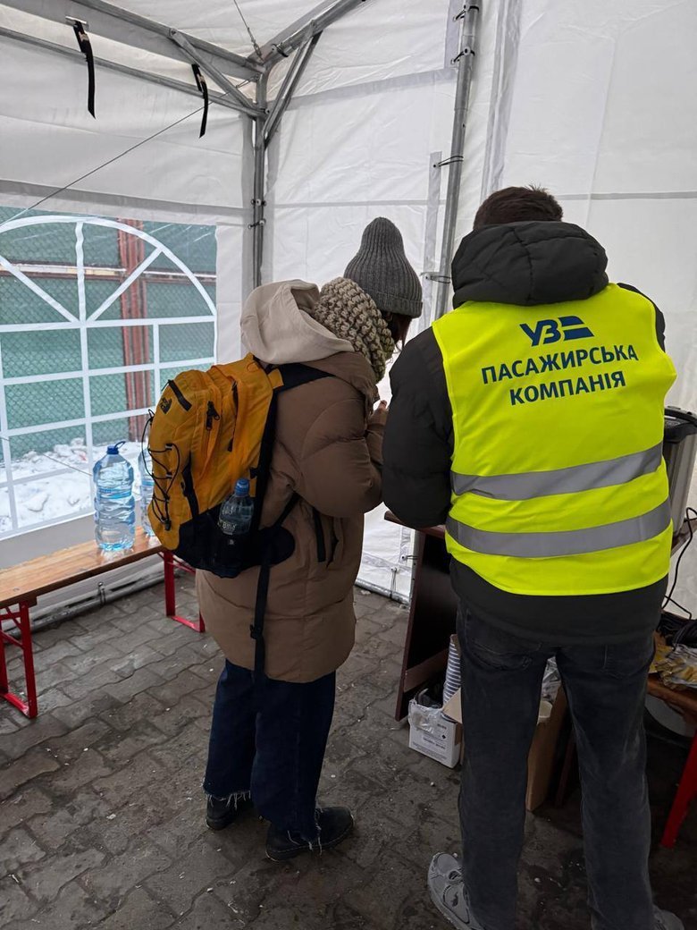 "Укрзалізниця" відкрила другий пункт незламності в Польщі