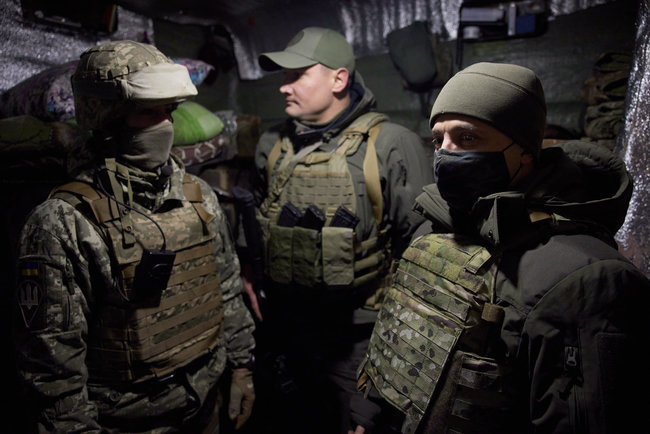 Берегите себя, вы - герои!, - Зеленский встретился с военнослужащими на передовой (обновлено) 10