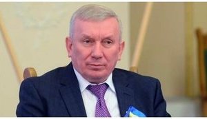 Vasyl Pisnyi was detained on suspicion of racketeering in 1995, - Nashі hroshі discloses business and crime affiliations of SBU General. PHOTOS