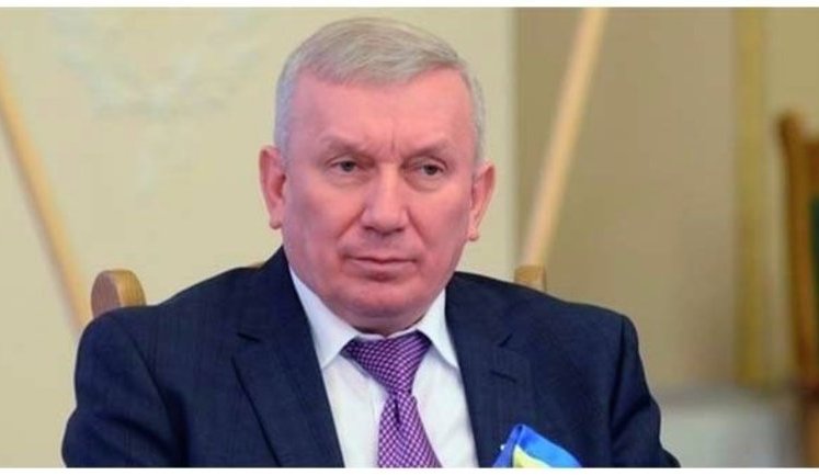 Vasyl Pisnyi was detained on suspicion of racketeering in 1995, - Nashі hroshі discloses business and crime affiliations of SBU General. PHOTOS