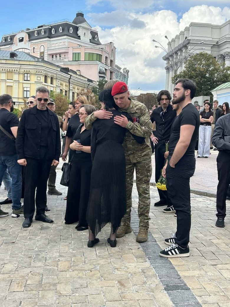 У Києві попрощалися із військовим Даниїлом Серфером Смирновим