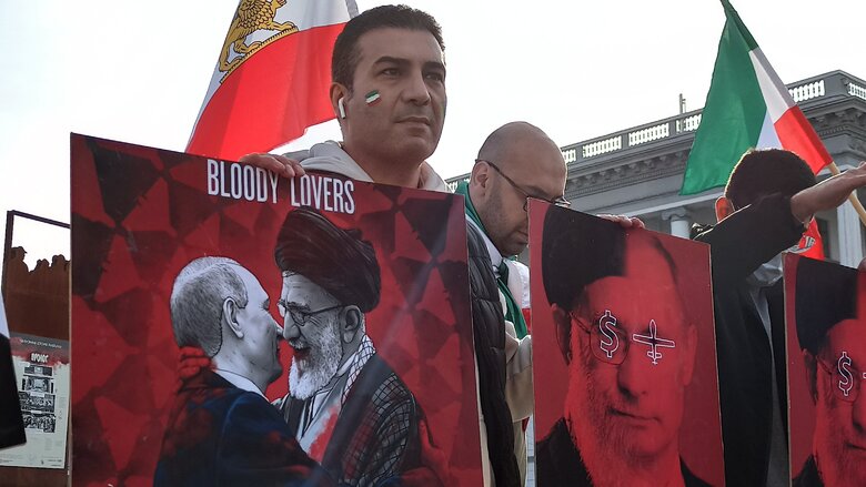 Iranians protested on Maidan against their country’s participation in war with Ukraine 03