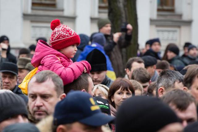 майдан порошенко марш память евромайдан достоинства
