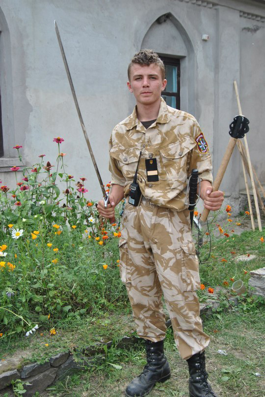 Василь Стефурак: Батько пішов на війну після того, як мій молодший брат Степан загинув у Пісках, а мене було поранено під час виходу із Дебальцевого 03 Василь Стефурак: Батько пішов на війну після того, як мій молодший брат Степан загинув у Пісках, а мене було поранено під час виходу із Дебальцевого 03