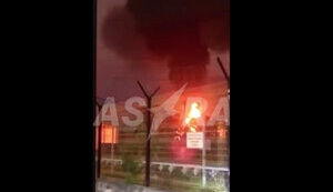 After drone attack, oil depot is on fire in Sochi. VIDEO