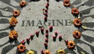 Сегодня 25-ая годовщина со дня убийства Джона Леннона. Памятный ФОТОрепортаж.