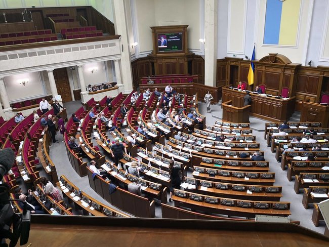 Вранці суд, увечері - гроші, або ні того, ні іншого? 01