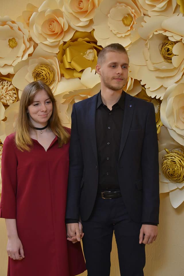 Потерявшая ногу на войне Ольга Бенда: Я лежала на руках у хлопцев, просила: Дайте воды. Они поили меня из фляжки и отводили глаза… 05