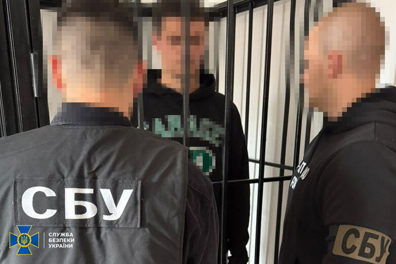 СБУ и Нацполиция задержали шестерых агентов ФСБ, которые готовили теракты против военных