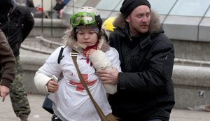 Розстріли на Інститутській: у суді допитали медика Жуковську, яку під час Євромайдану поранили в шию