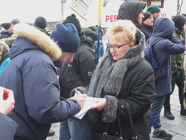 Союз ветеранов дерибана: Под Кабмином протестовали против непрозрачного выделения средств ветеранским организациям 03
