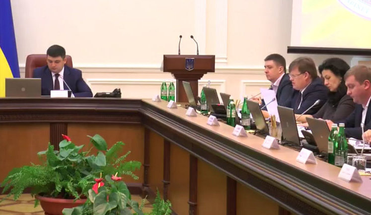 Дефицит Пенсионного фонда Украины составляет более 80 миллиардов. ВИДЕО