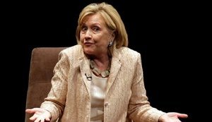 Хиллари Клинтон заявила о поддержке Байдена на выборах в США