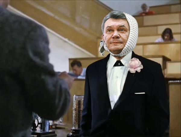 Останнє слово проФФесора, вірний помічник Кремля, багатоходівочка в рай. Свіжі ФОТОжаби від Цензор.НЕТ 04