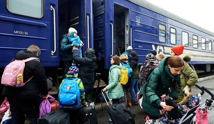 Із Донеччини за місяць евакуювали понад 13 тисяч людей